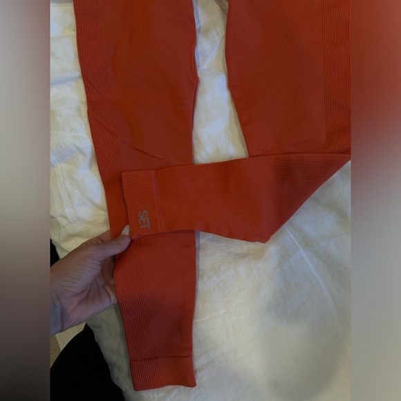 Set Active Orange Leggings/Bra Set - Picture 3 of 5